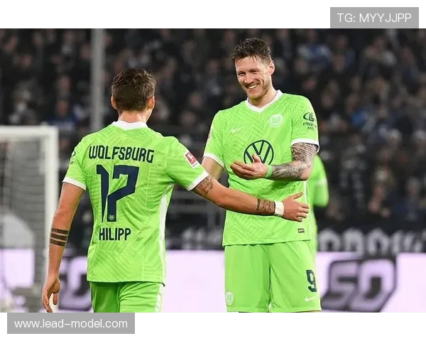 德甲球队拍照表情的趣味瞬间与球员个性展示